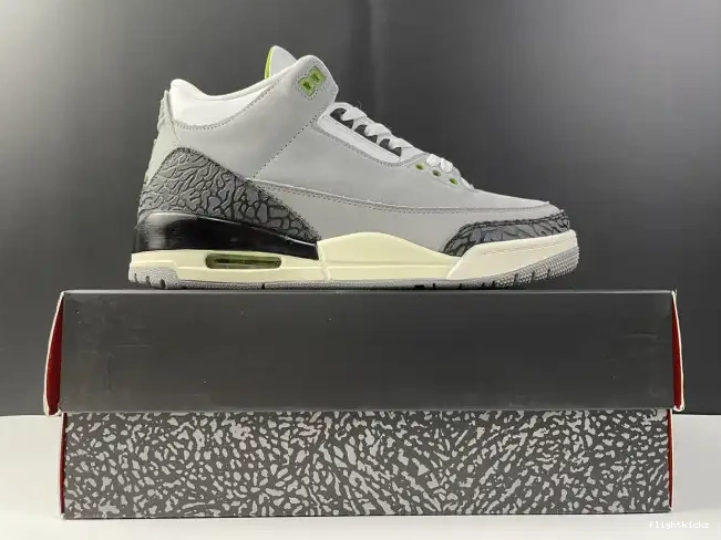 Chlorophyll 3 Air Retro 136064-006 Jordan 0428